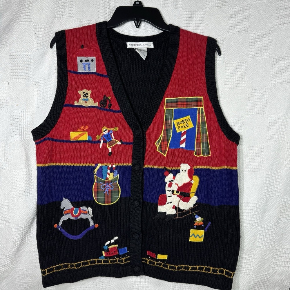 Victoria Jones Women's Festive Christmas Colorful Vest Sweater Size‎ Medium
